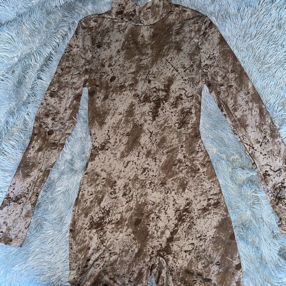 Romper - Picture 4 of 6